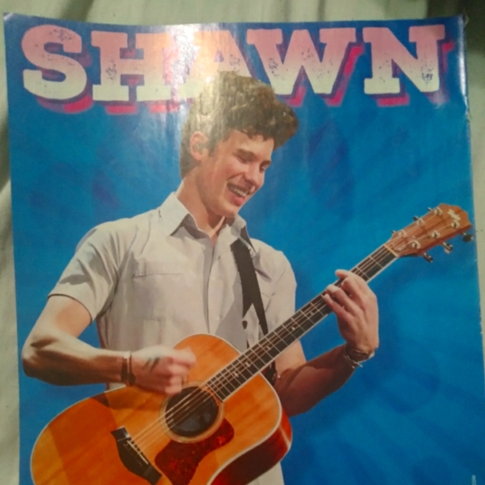 Girls' World Small Shawn Mendes/Babysitters Club